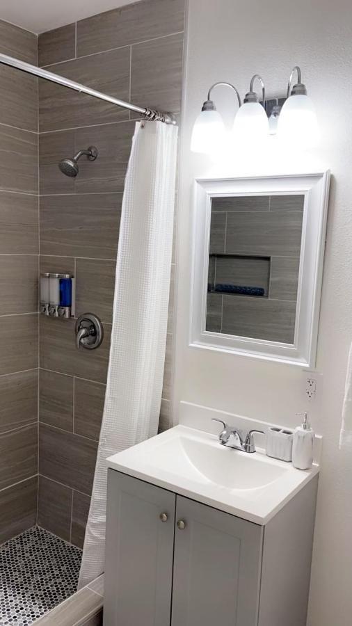 Guest House , 5 Min Away From Las Airport. ラスベガス エクステリア 写真